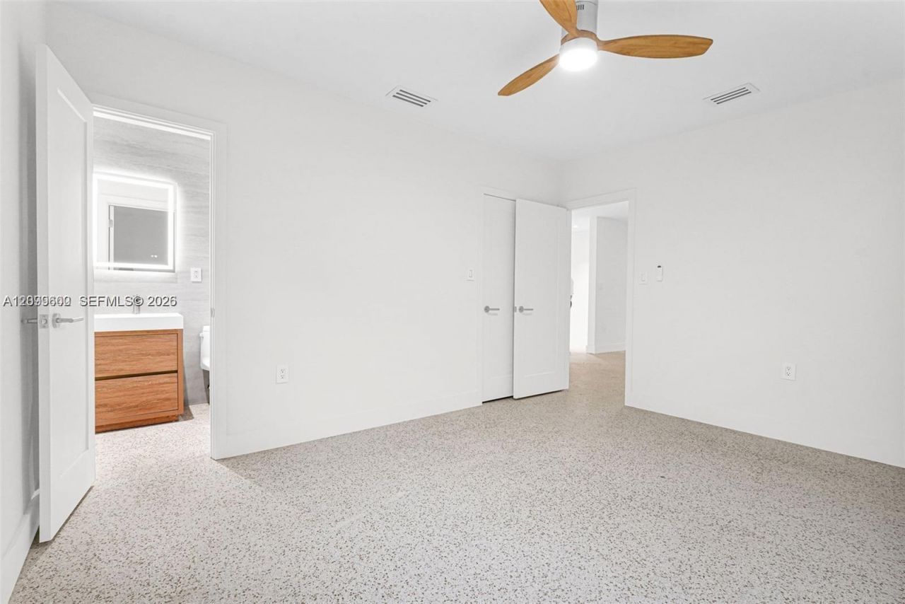 341 NW 43rd St , Miami, FL 33127 Photo