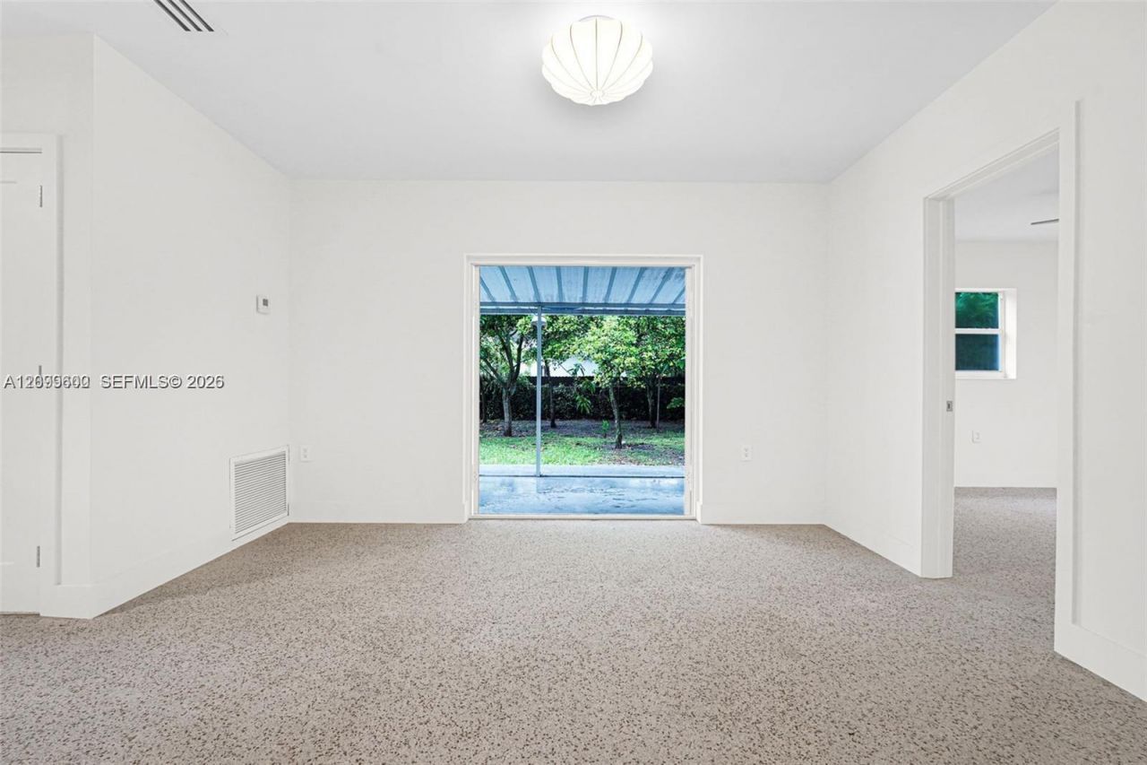 341 NW 43rd St , Miami, FL 33127 Photo