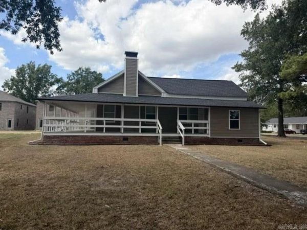 416 England Street, Lonoke, AR 72086