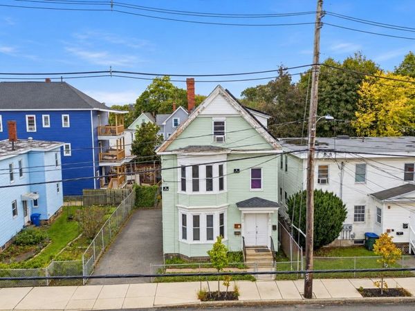 46 Manchester, Lawrence, MA 01841