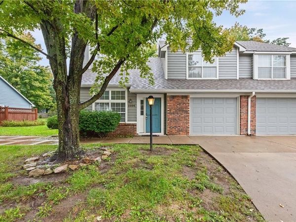 2204 Breckenridge Drive, Lawrence, KS 66047
