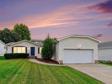 8903 N 79th Street, Omaha, NE 68122