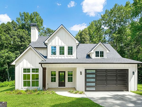 176 Paige Street, Dallas, GA 30132