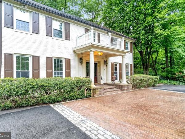 7845 OLD DOMINION DRIVE, MCLEAN, VA 22102