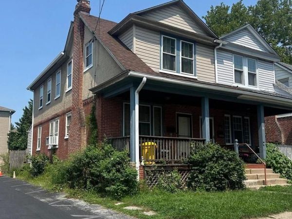 16 N WYOMING AVENUE, ARDMORE, PA 19003