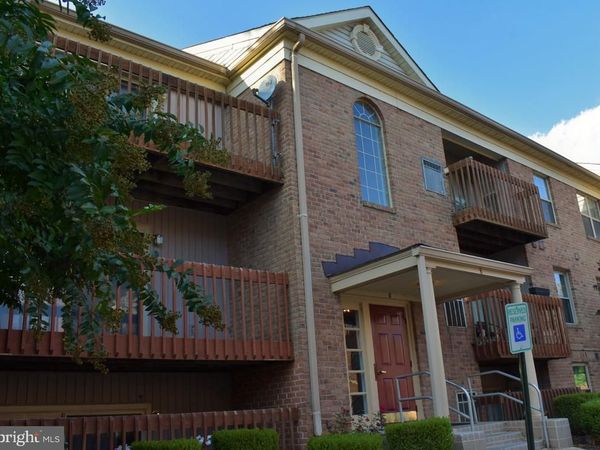 8 BANYAN WOOD COURT, Unit 201, ESSEX, MD 21221