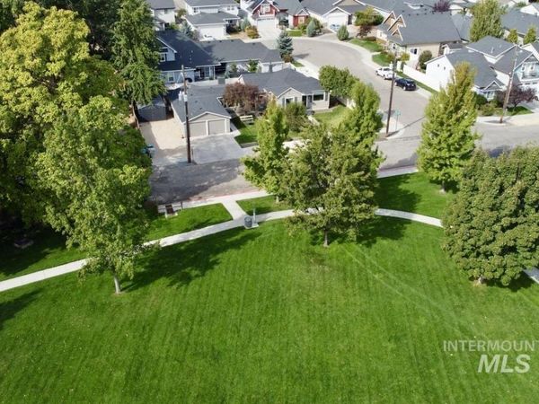 1303 N Ethridge Ln, Boise, ID 83704