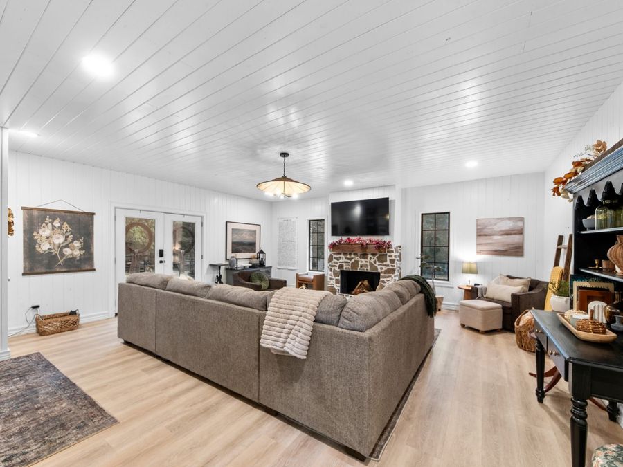 Property Image 61