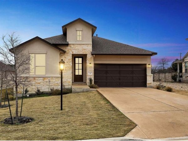 218 Gulfton ST, Lakeway, TX 78738