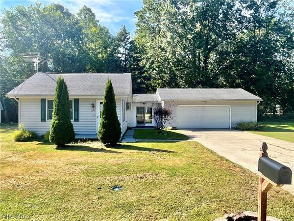 891 Ardoye Avenue , Painesville Twp, OH 44077