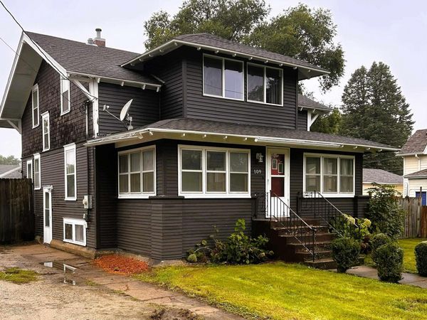 109 N Lincoln Street, Sheffield, IA 50475