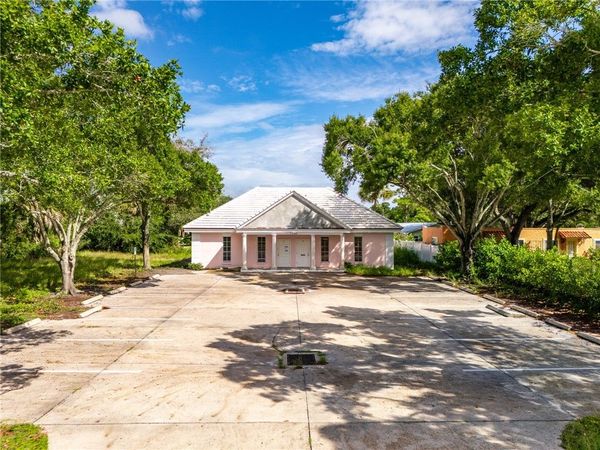 1140 Royal Palm Boulevard , Vero Beach, FL 32960