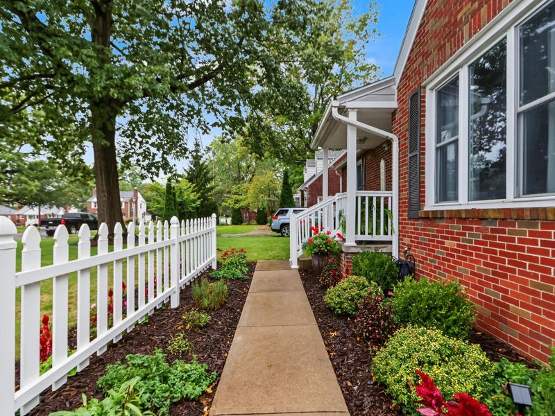 662 Courtwright Boulevard, Mansfield, OH 44907 Photo 2