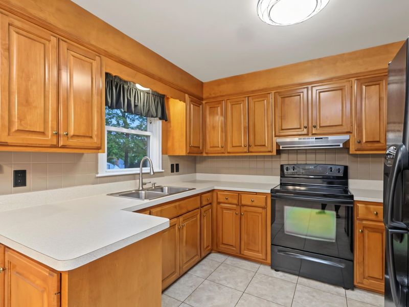 662 Courtwright Boulevard, Mansfield, OH 44907 Photo 8