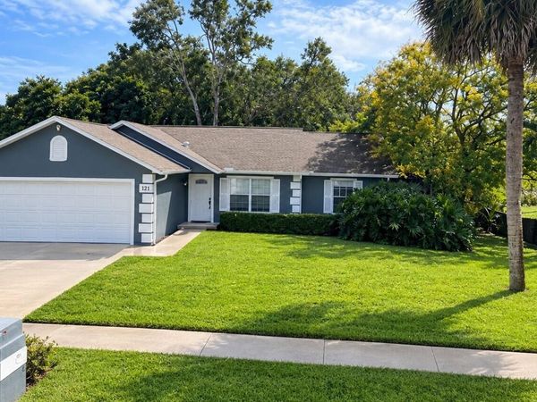 1216 41ST Avenue, Vero Beach, FL 32960