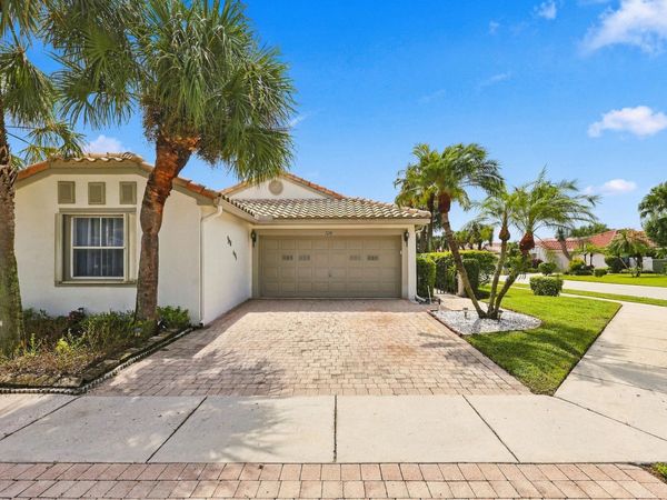 7216 Whitfield Avenue, Boynton Beach, FL 33437