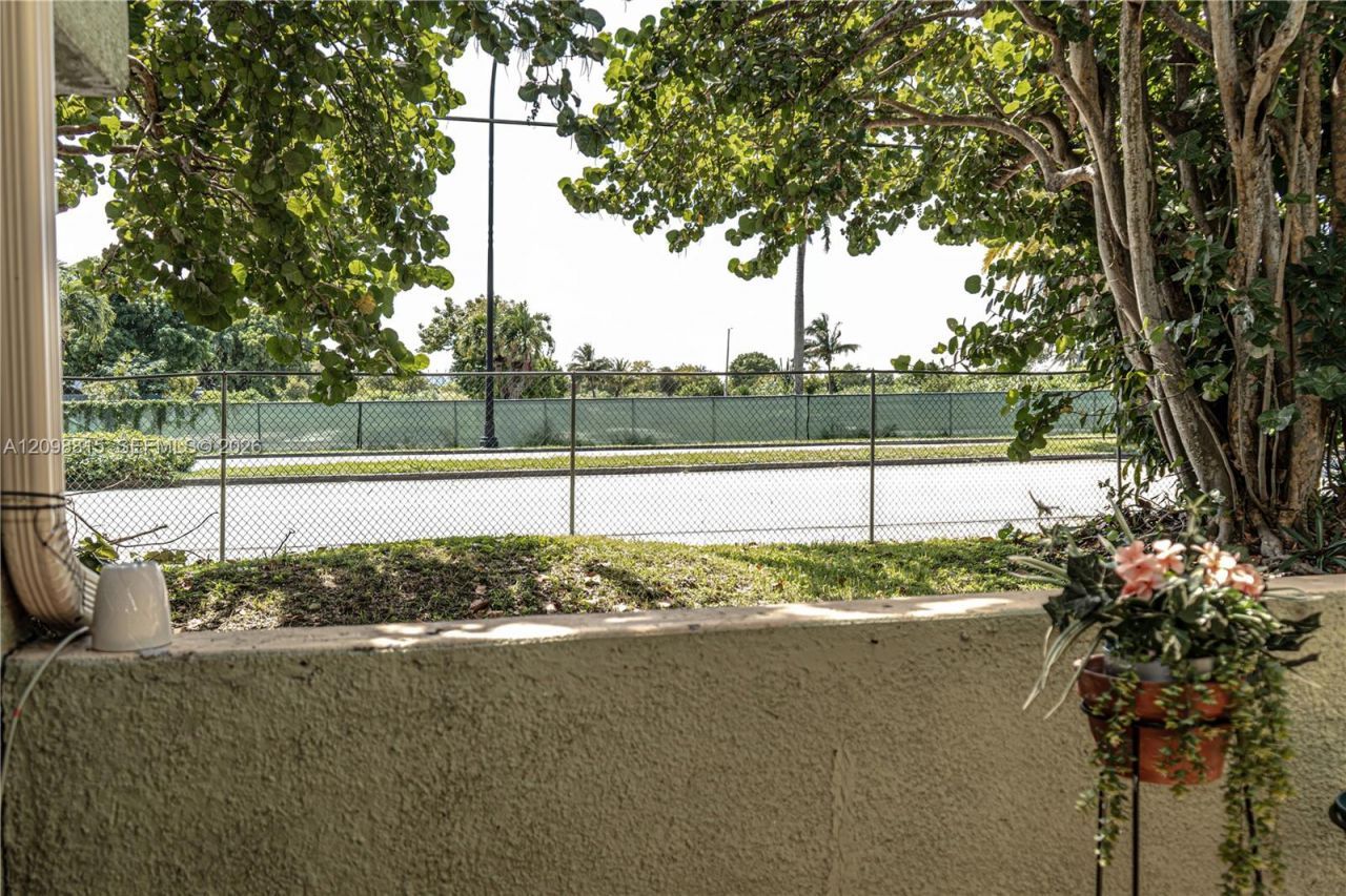 11113 NW 7th St, Unit 105-1, Miami, FL 33172 Photo