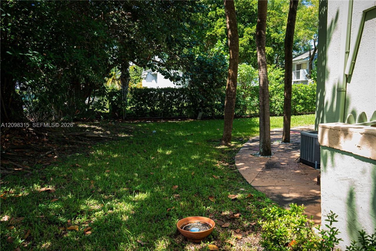 11113 NW 7th St, Unit 105-1, Miami, FL 33172 Photo