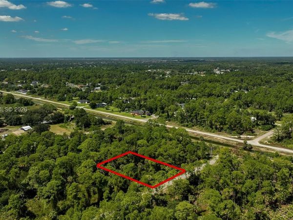 1519 Euclid Ave , Lehigh Acres, FL 33972