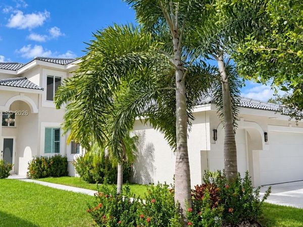 212 SW 179th Avenue , Pembroke Pines, FL 33029