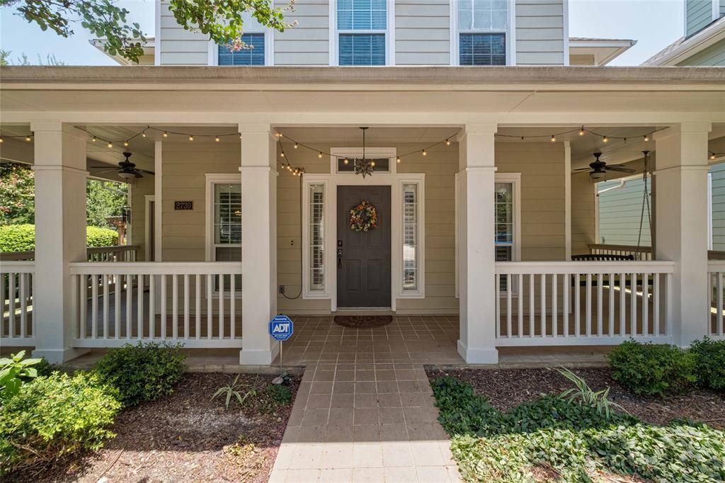 2730 Kinney Oaks Ct, Austin, TX 78704 Main Photo
