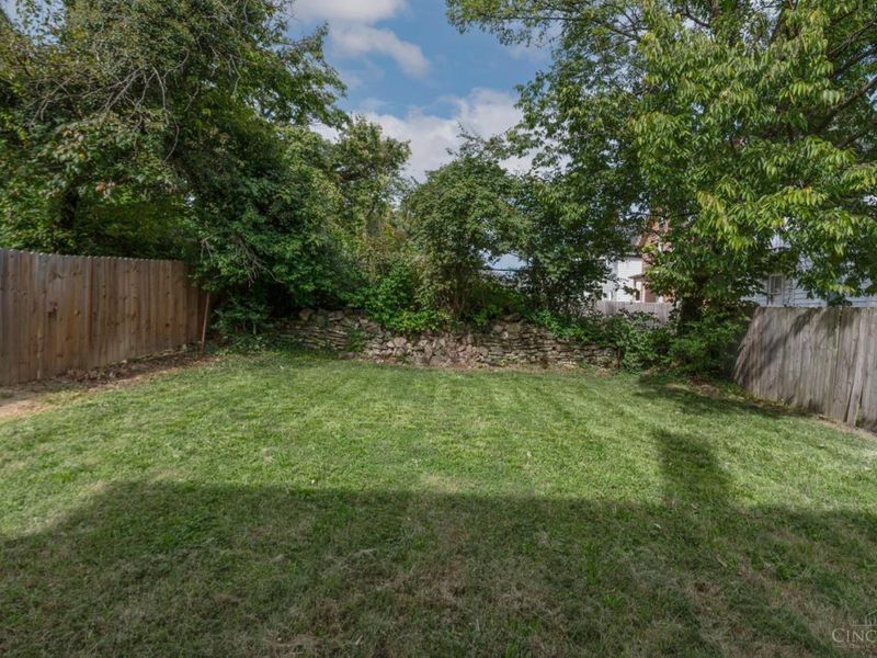 1946 Hewitt Avenue, Cincinnati, OH 45207 Photo 27