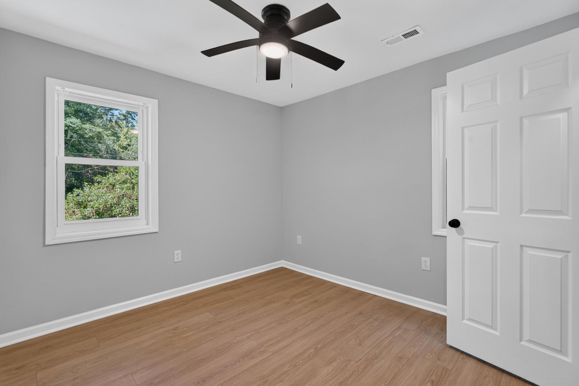 1278 Saxby Hill Road Photo 27