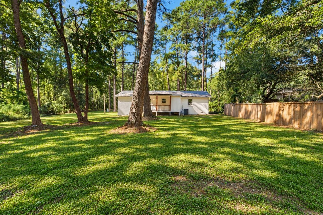 1278 Saxby Hill Road Photo 32