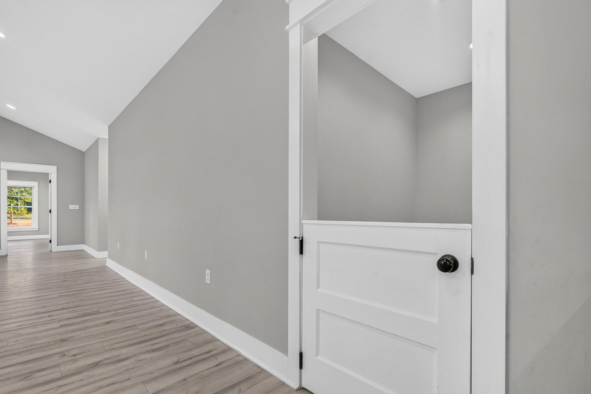 7068 Cameron Road Photo 40