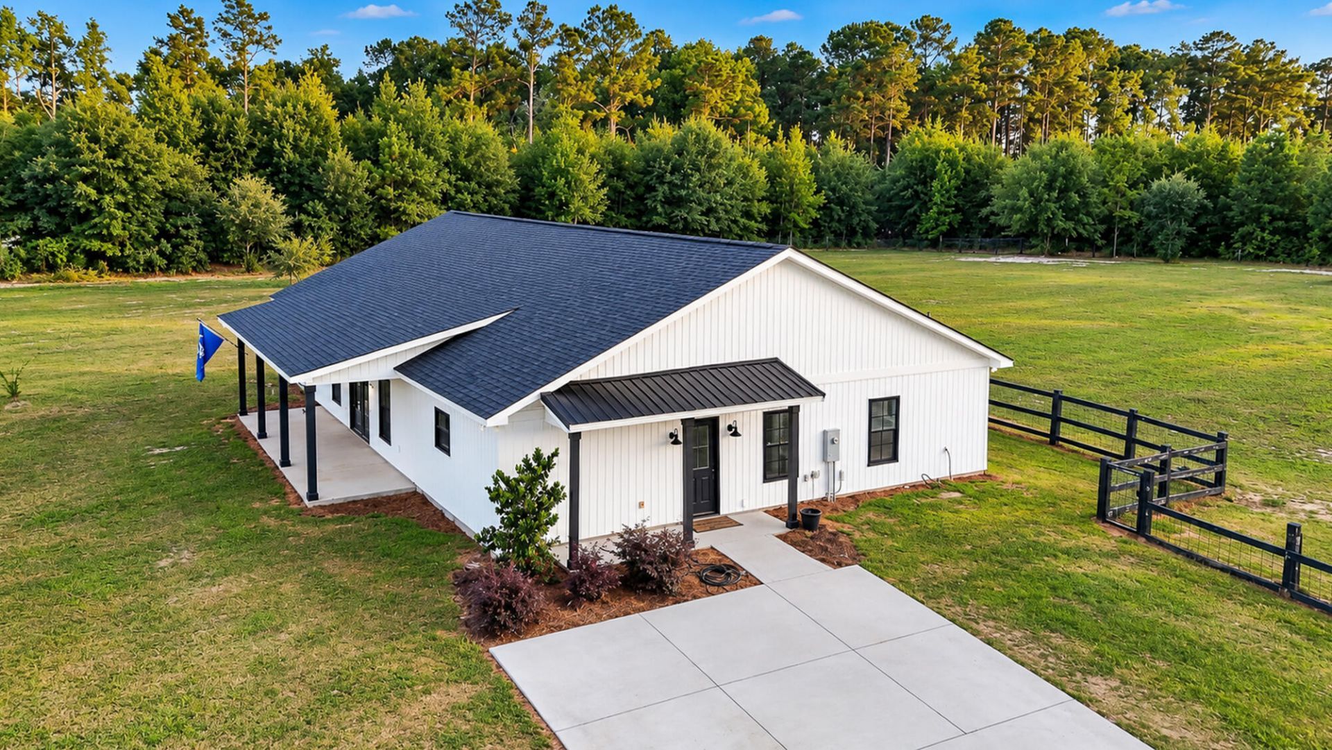 7068 Cameron Road Photo 9