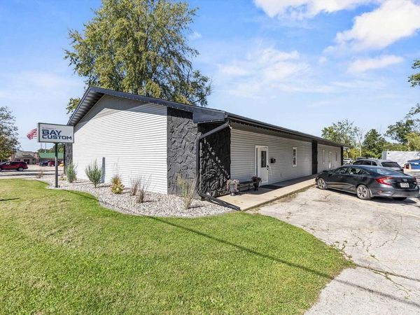 1532 SHAWANO AVENUE, Green Bay, WI 54303