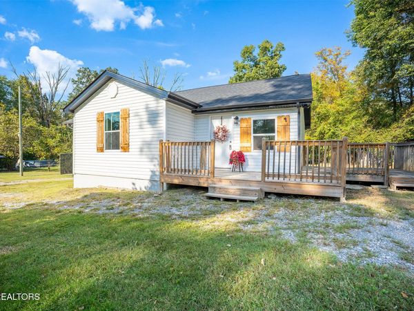 7808 Staley Rd, Corryton, TN 37721