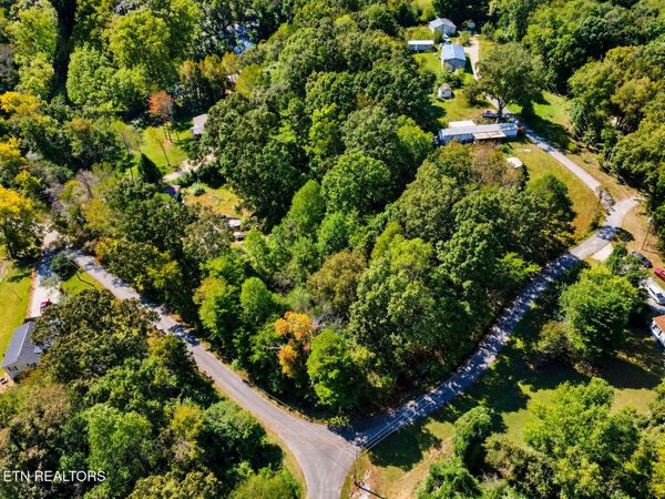 119 Baker Rd, Rockwood, TN 37854