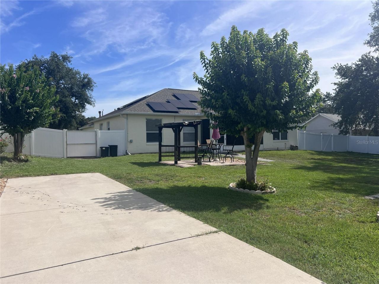 13500 Biscayne Drive , Grand Island, FL 32735 Photo