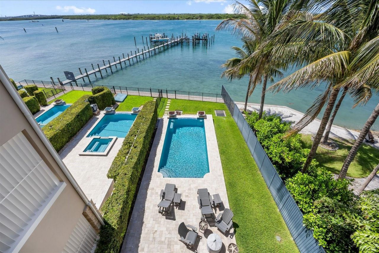 1490 Seaway Drive, Unit 6, Fort Pierce, FL 34949 Photo