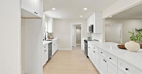 2740 Leoleta Way, Carmichael, CA 95608 Photo