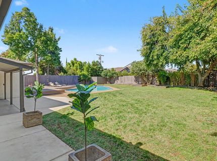 2740 Leoleta Way, Carmichael, CA 95608 Photo