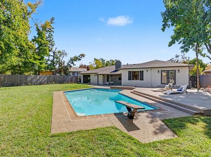 2740 Leoleta Way, Carmichael, CA 95608 Photo