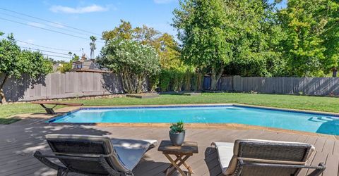2740 Leoleta Way, Carmichael, CA 95608 Photo