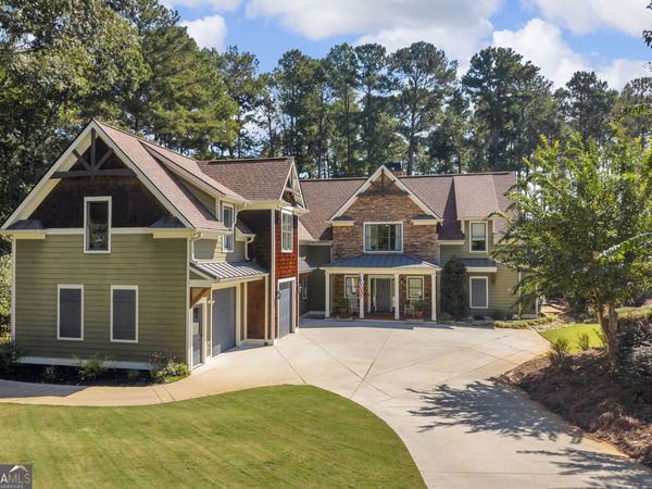 212 Northlake Drive, Hartwell, GA 30643