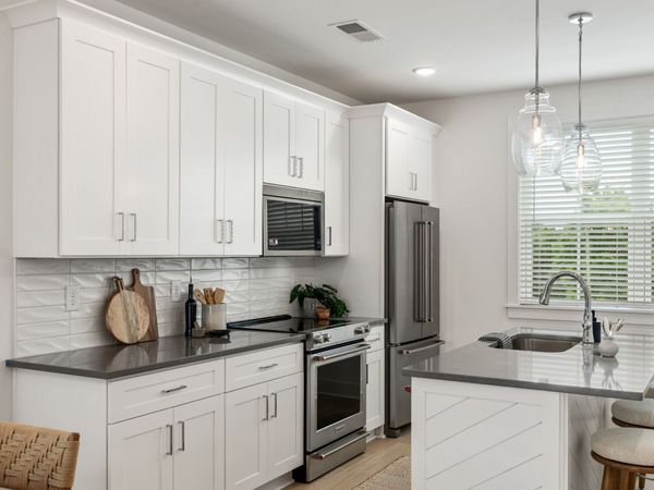 217 Straton Ln , Nashville, TN 37216
