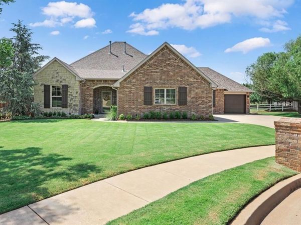 840 Sea Biscuit Drive, Edmond, OK 73025