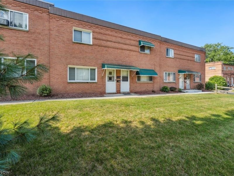 215 Dalepark Drive, Unit 5, Bedford, OH 44146 Photo 23