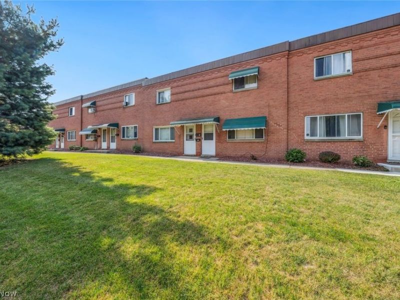 215 Dalepark Drive, Unit 5, Bedford, OH 44146 Photo 26