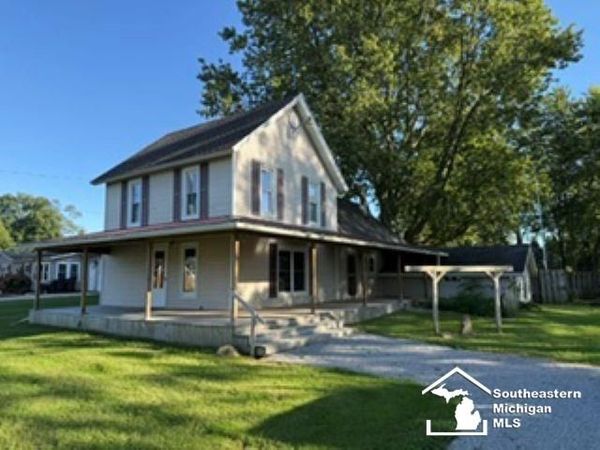 5813 W Temperance Road, Ottawa Lake, MI 49267