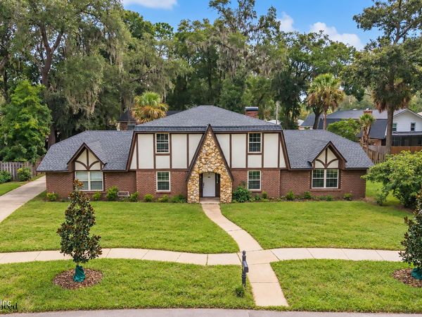 4463 RIVER TRAIL Road, Jacksonville, FL 32277