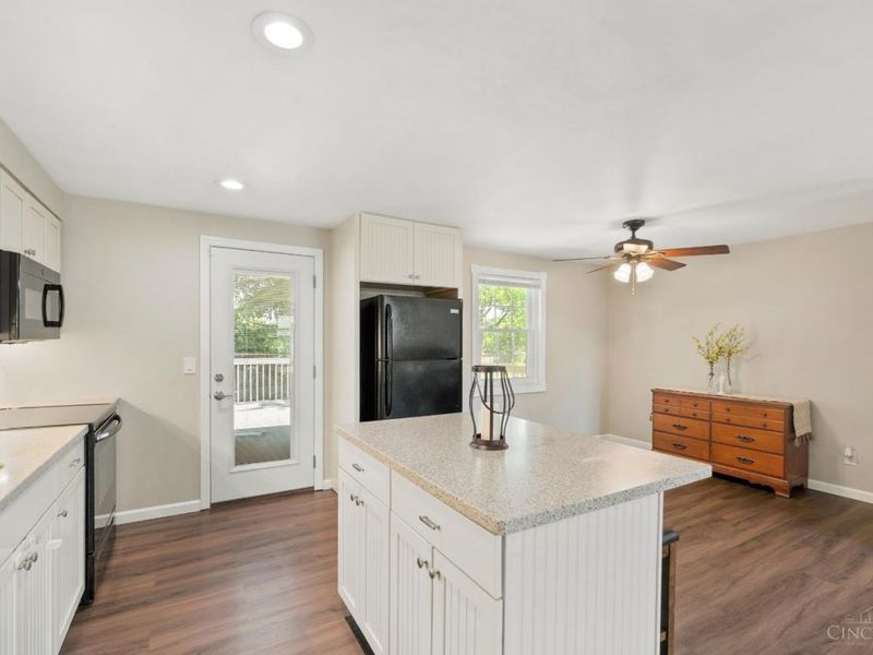 5158 Dundas Drive, Delhi Township, OH 45238 Photo 11