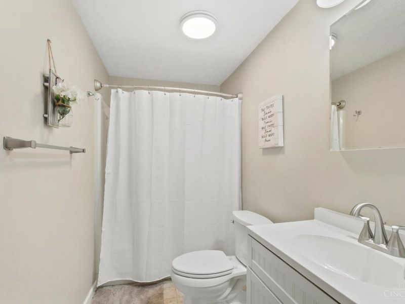 5158 Dundas Drive, Delhi Township, OH 45238 Photo 14