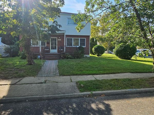 502 Croydon Road, Elmont, NY 11003