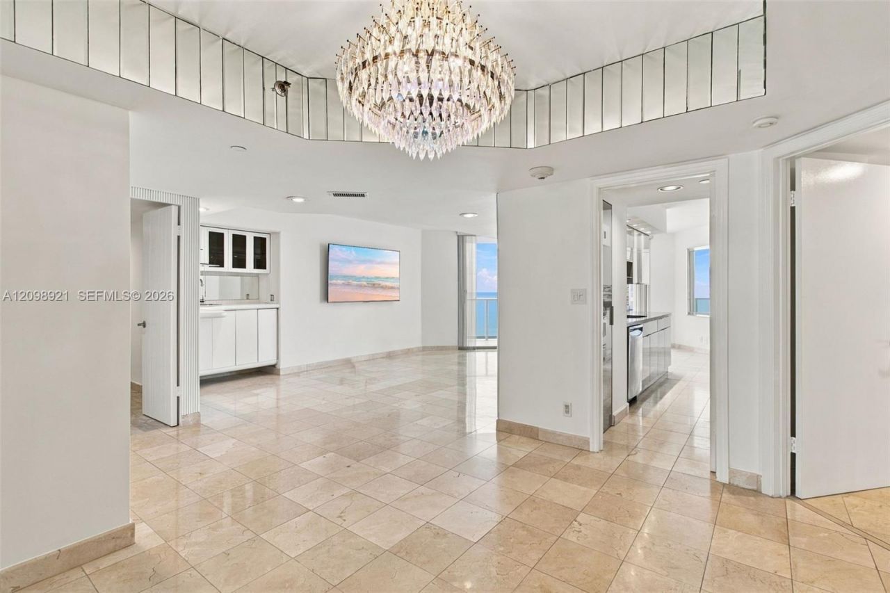 16485 Collins Ave, Unit 1832, Sunny Isles Beach, FL 33160 Photo